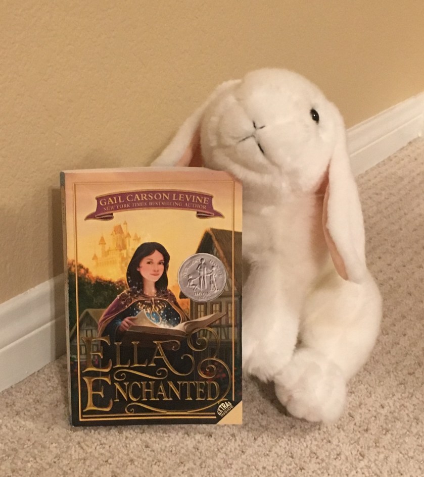 Marshmallow reviews Ella Enchanted by Gail Carson Levine. 