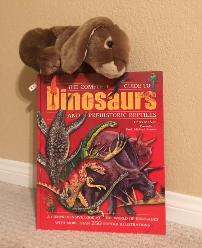 Caramel reviews The Complete Guide to Dinosaurs and Prehistoric Reptiles by Chris McNab.