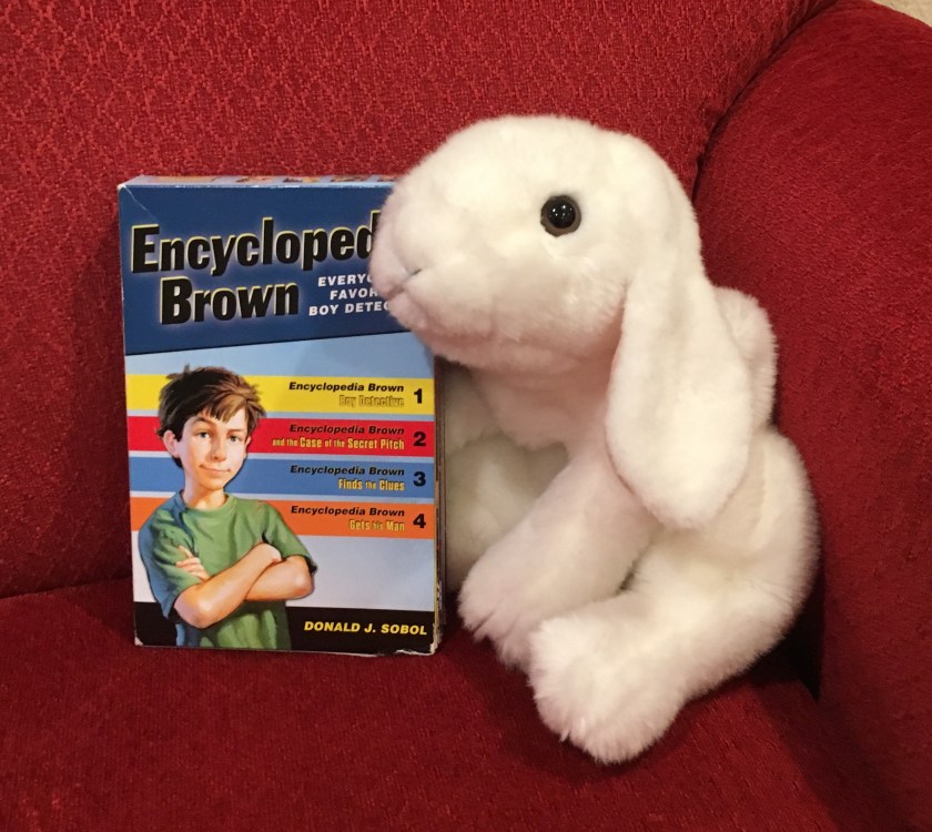 Marshmallow reviews the first four books of Donald Sobol's Encyclopedia Brown series. 