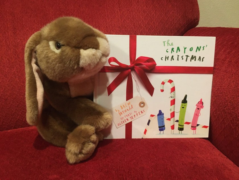 Caramel reviews The Crayons' Christmas, written by Drew Daywalt and illustrated by Oliver Jeffers. 