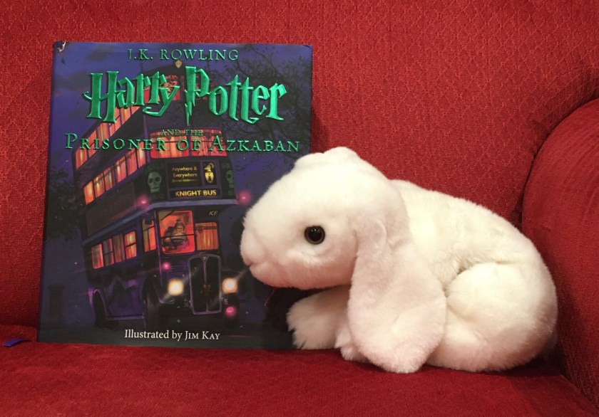 Marshmallow rates Harry Potter and the Prisoner of Azkaban, written by J.K. Rowling and illustrated by Jim Kay 100%.