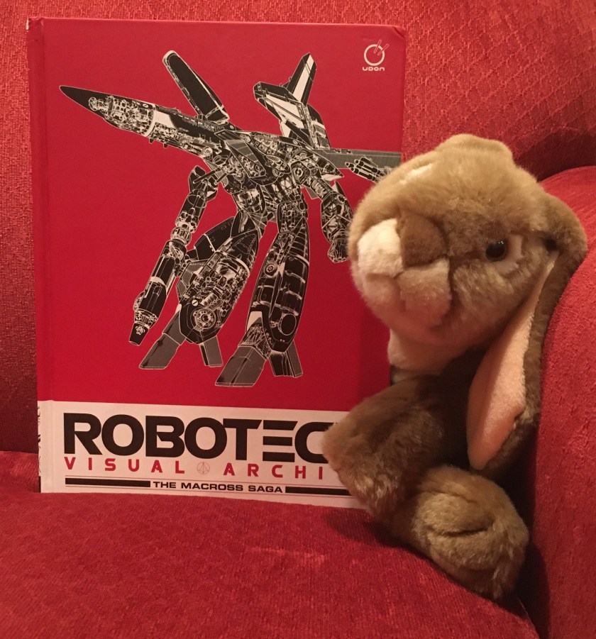 Caramel reviews Robotech Visual Archive: The Macross Saga, edited by Matt Moylan.