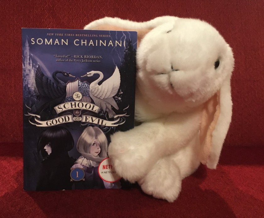 Marshmallow reviews The School for Good and Evil by Soman Chainani.