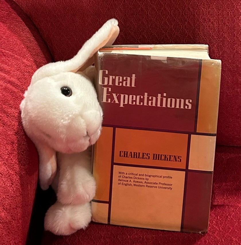 Marshmallow reviews Great Expectations by Charles Dickens.