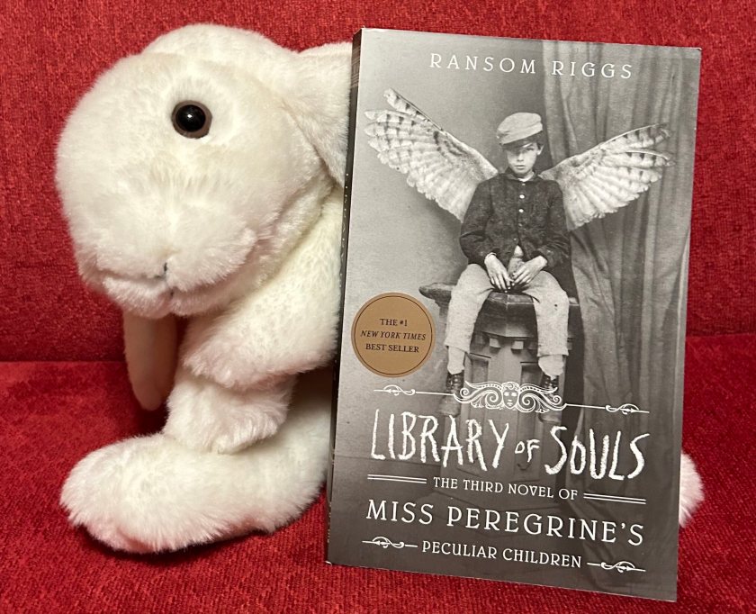 Marshmallow rates Library of Souls: The Third Novel of Miss Peregrine’s Peculiar Children by Ransom Riggs 96%.