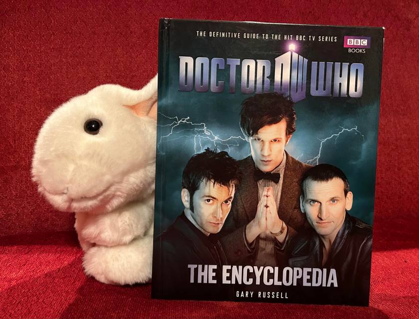 Marshmallow rates Doctor Who: The Encyclopedia by Gary Russell 95%. 