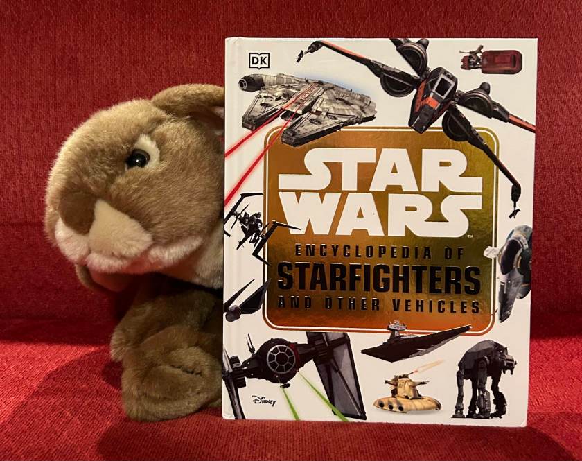Caramel reviews Star Wars Encyclopedia of Starfighters and Other Vehicles, written by Landry Q. Walker. 