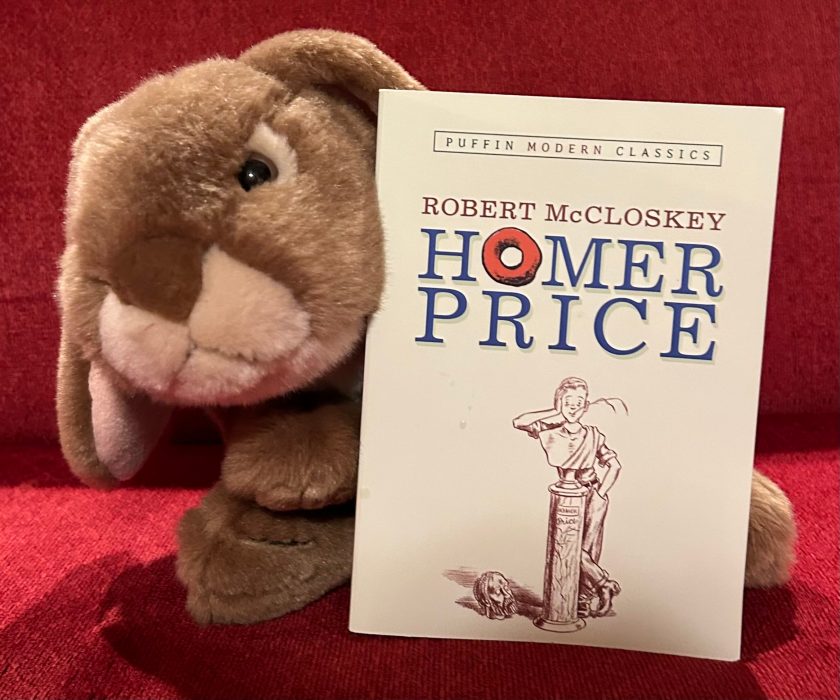 Caramel reviews Homer Price by Robert McCloskey.