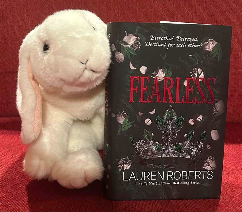 Marshmallow reviews Fearless by Lauren Roberts.