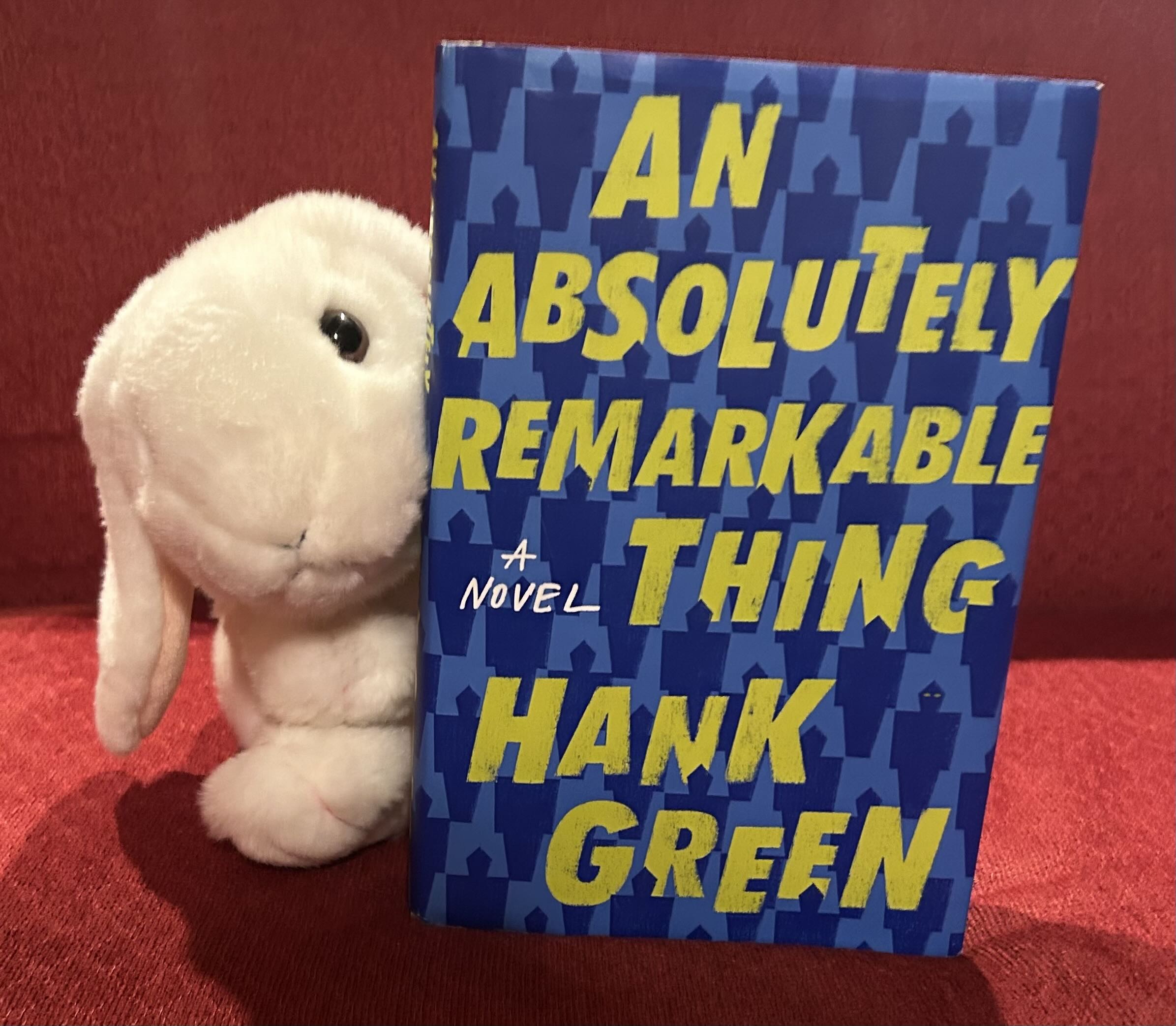 Marshmallow reviews An Absolutely Remarkable Thing by Hank Green ...