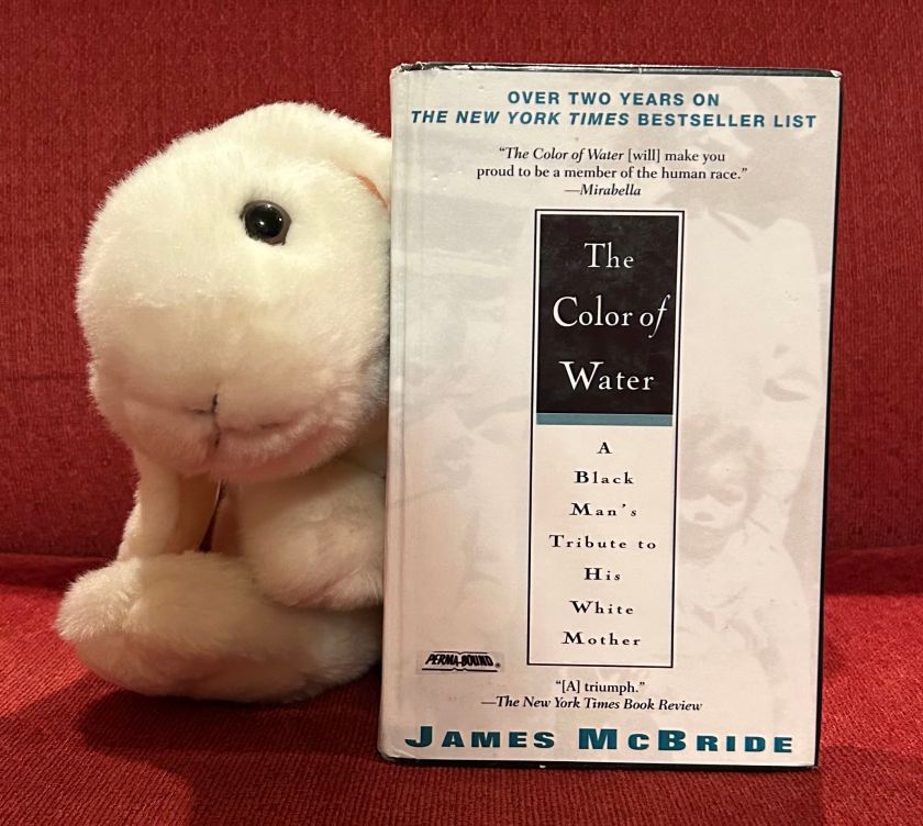 Marshmallow reviews The Color of Water: A Black Man's Tribute to His White Mother by James McBride.