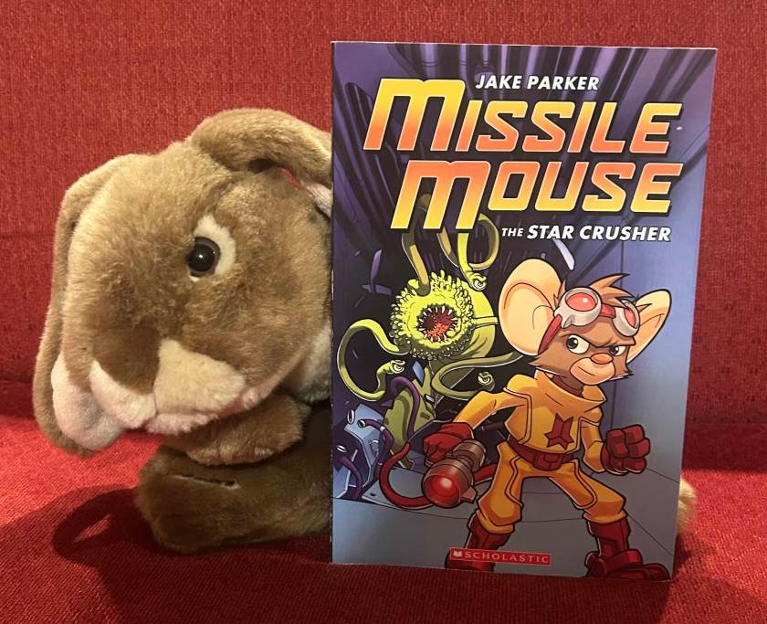 Caramel reviews Missile Mouse: The Star Crusher by Jake Parker.