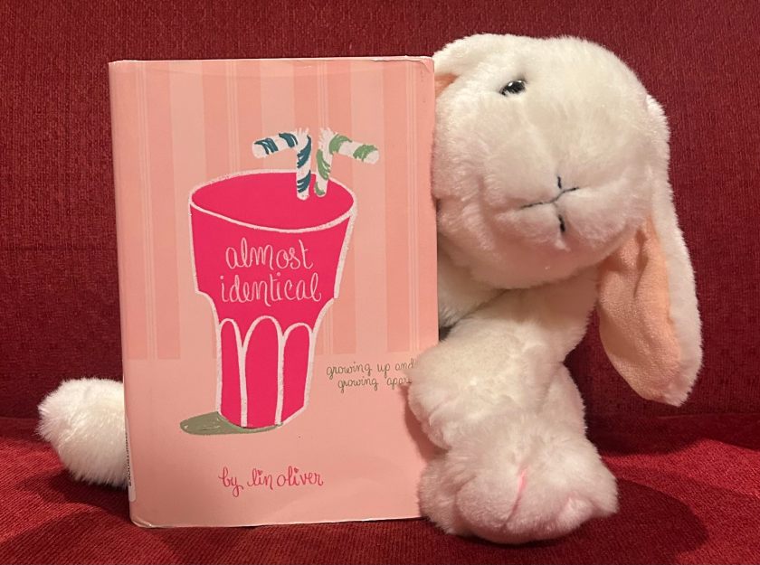 Marshmallow reviews Almost Identical by Lin Oliver.